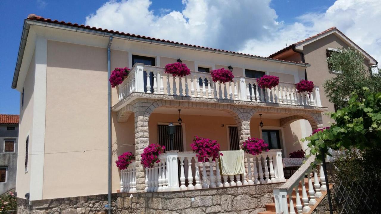Apartment Samanic Malinska Exterior photo